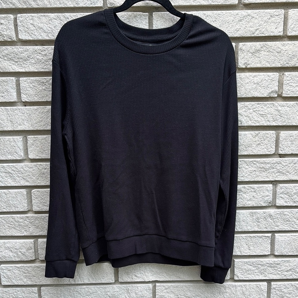 Petit Lem Crewneck Long Sleeve Ribbed Top Sz L